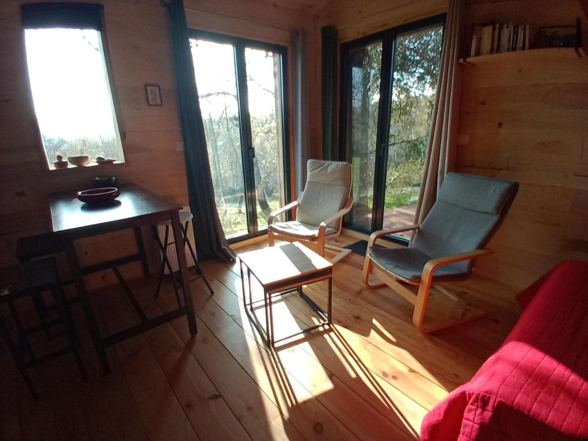 Maison Dans Un Ecrin De Verdure แซงต์-เลยอง-ซูร์-เวแซร์ ภายนอก รูปภาพ