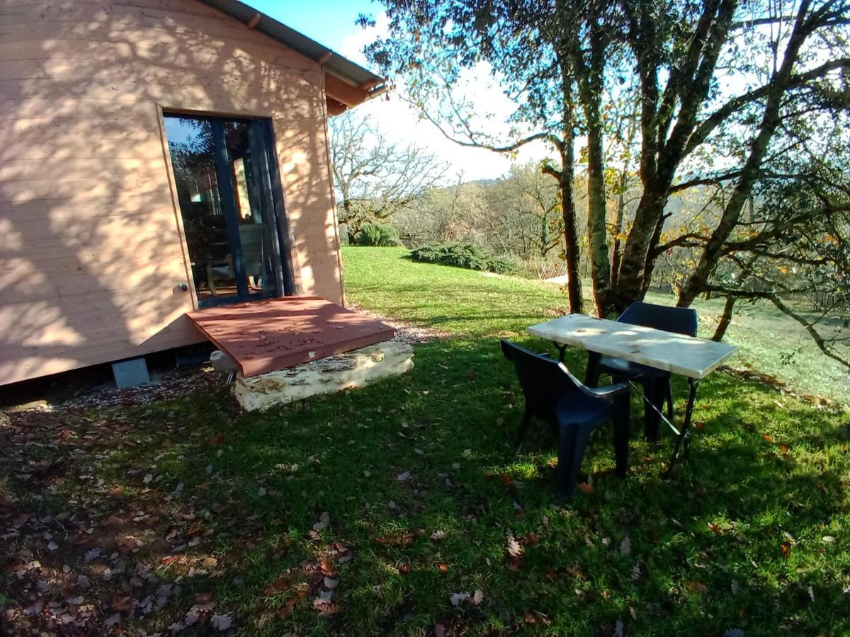Maison Dans Un Ecrin De Verdure แซงต์-เลยอง-ซูร์-เวแซร์ ภายนอก รูปภาพ